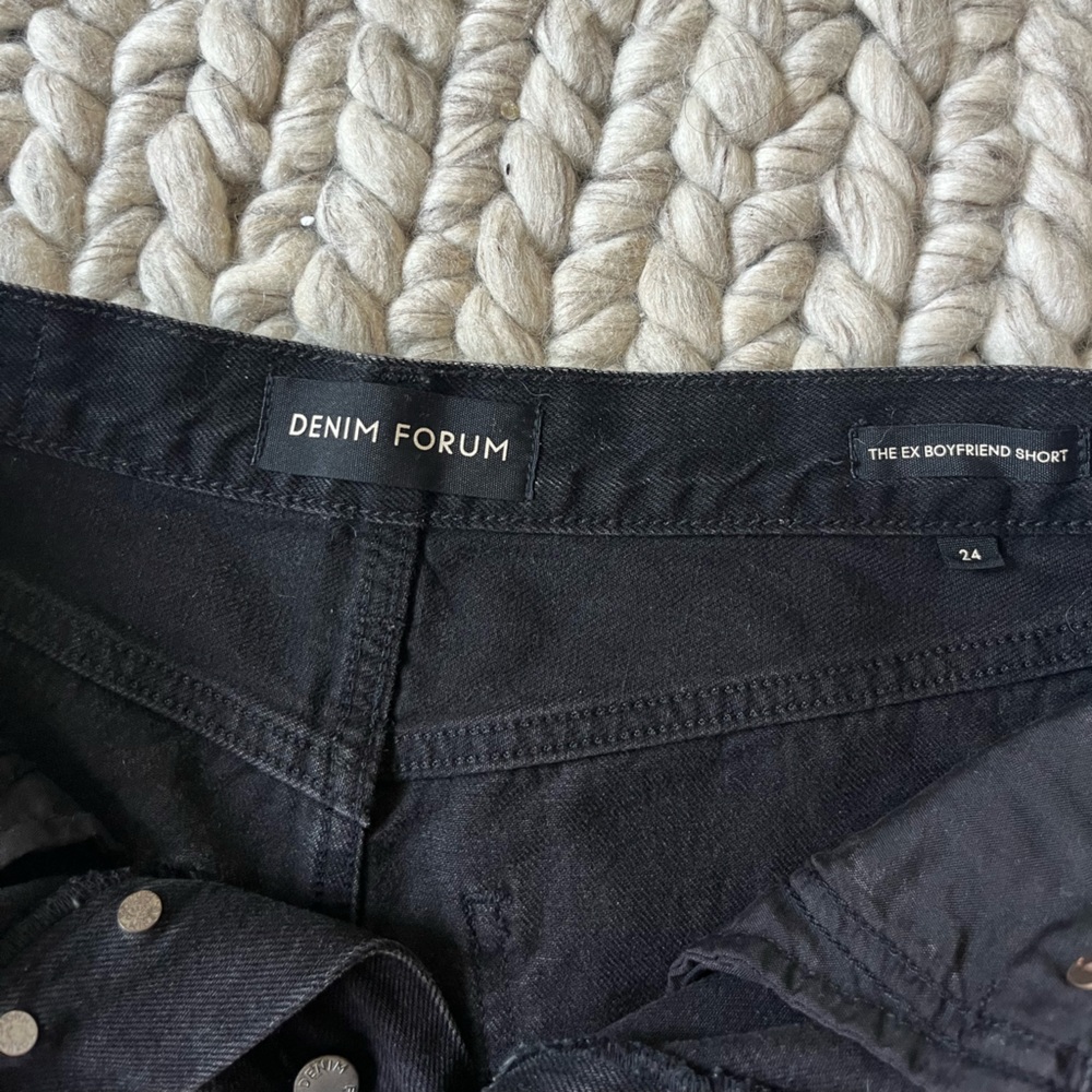 Aritizia denim shorts